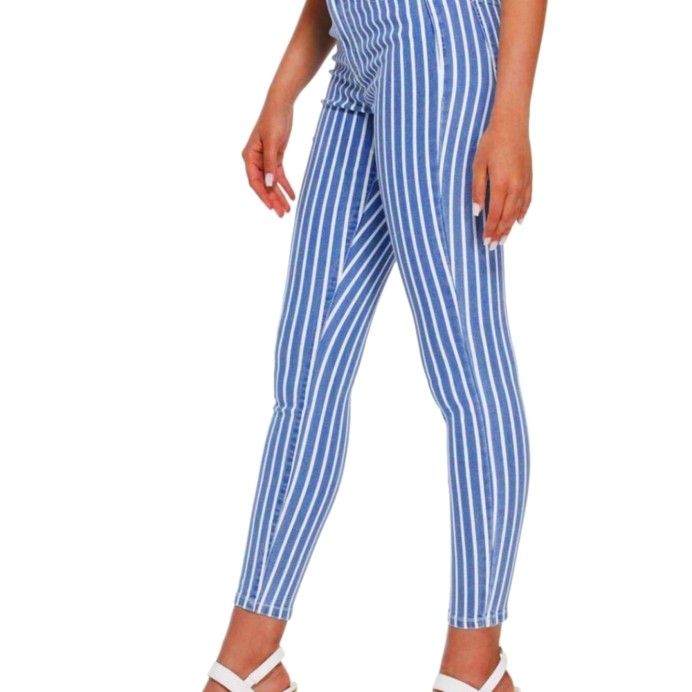 NWOT GUESS Carmyn Striped High-Rise Skinny Jeans Medium Wash Size 30